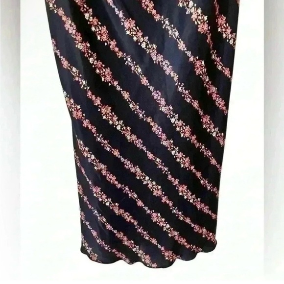 Free People Floral Black Satin Spaghetti Strap Mini
Slip Dress Y2K - Picture 5 of 7